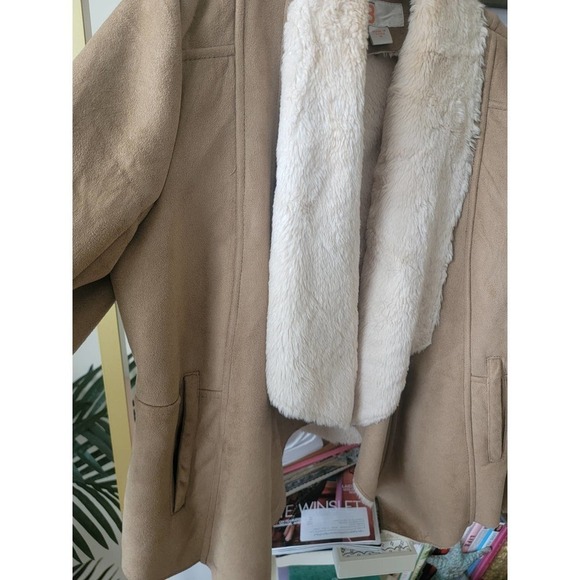 COPY - Faux Fur / Suede Brown Tan Jacket / Fall Winter Coat - Picture 3 of 6